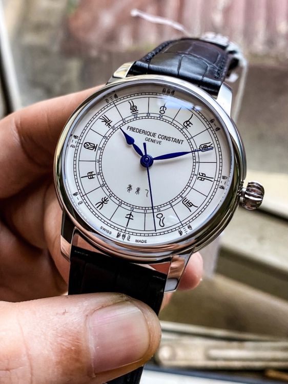 Frederique on sale constant zodiac