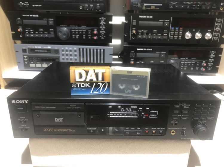 □【¥110.000・1989年】SONY 弱い DTC-300ES DATデッキ