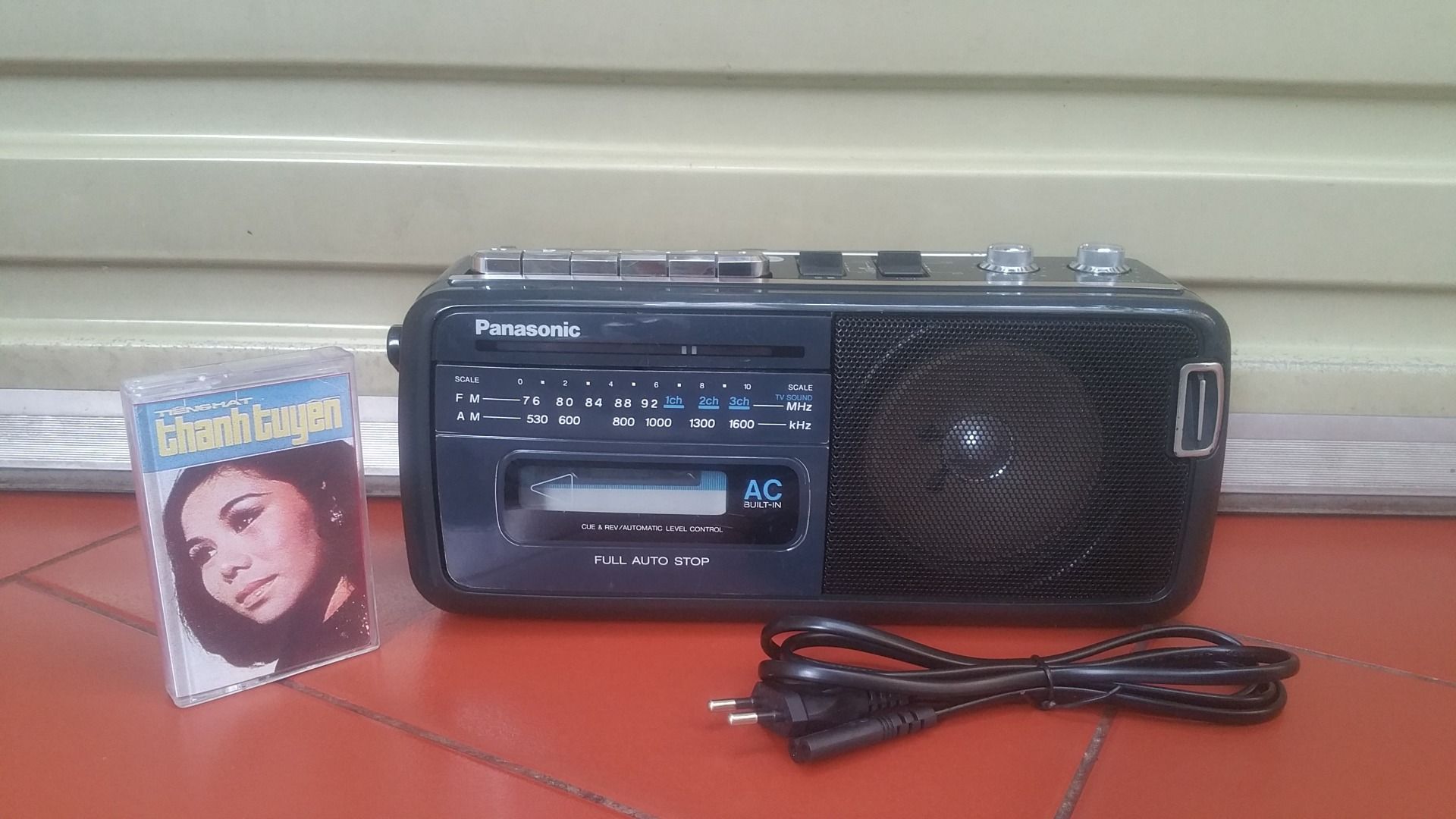 Đài Radio Panasonic RX-M50 (Đài đẹp như mới - FM 108MHz)